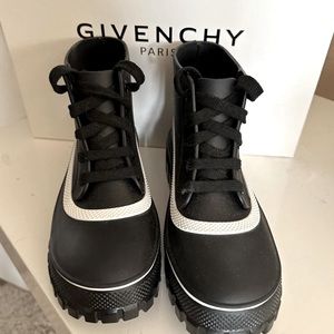 New authentic Givenchy rain boots size 7
